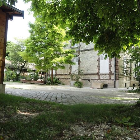 Au fil de Troyes Bed & Breakfast Sainte-Savine Exterior foto