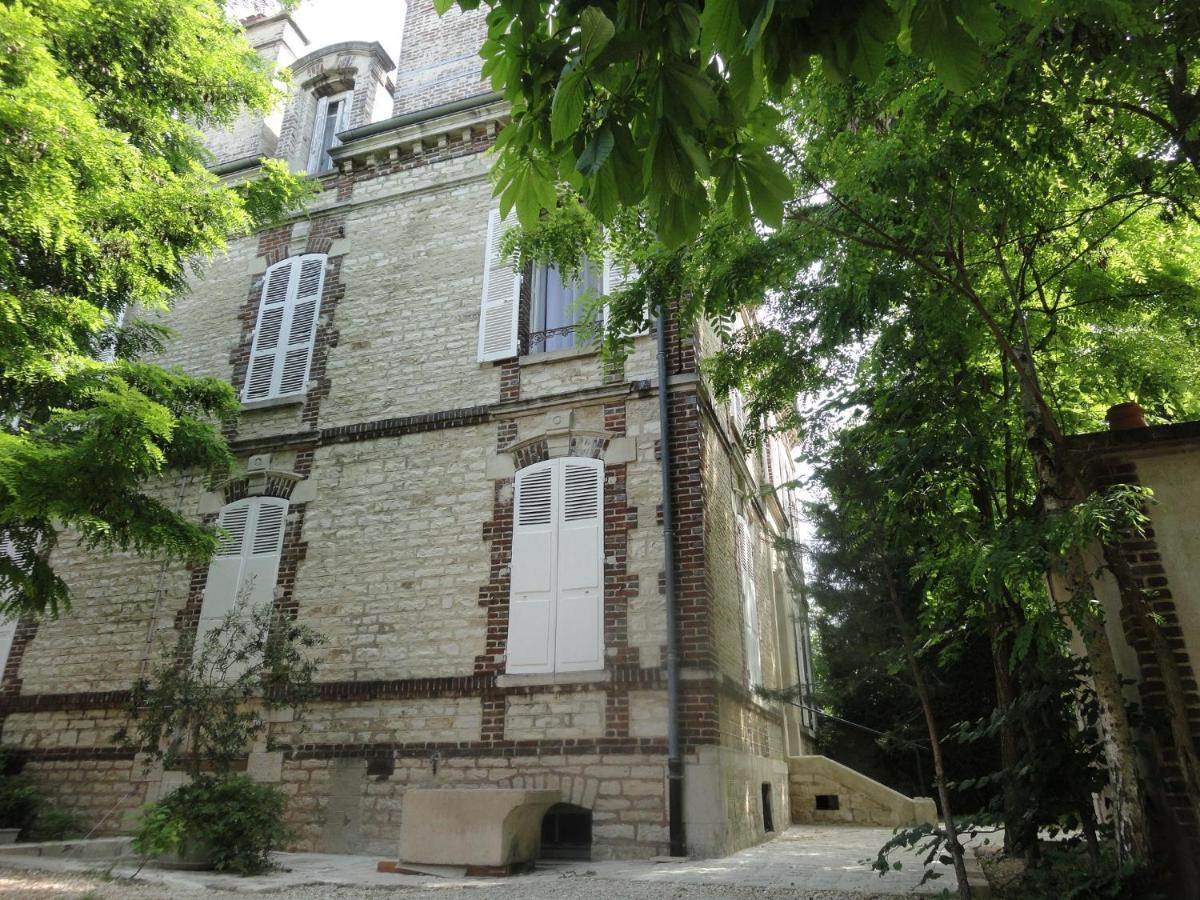 Au fil de Troyes Bed & Breakfast Sainte-Savine Exterior foto