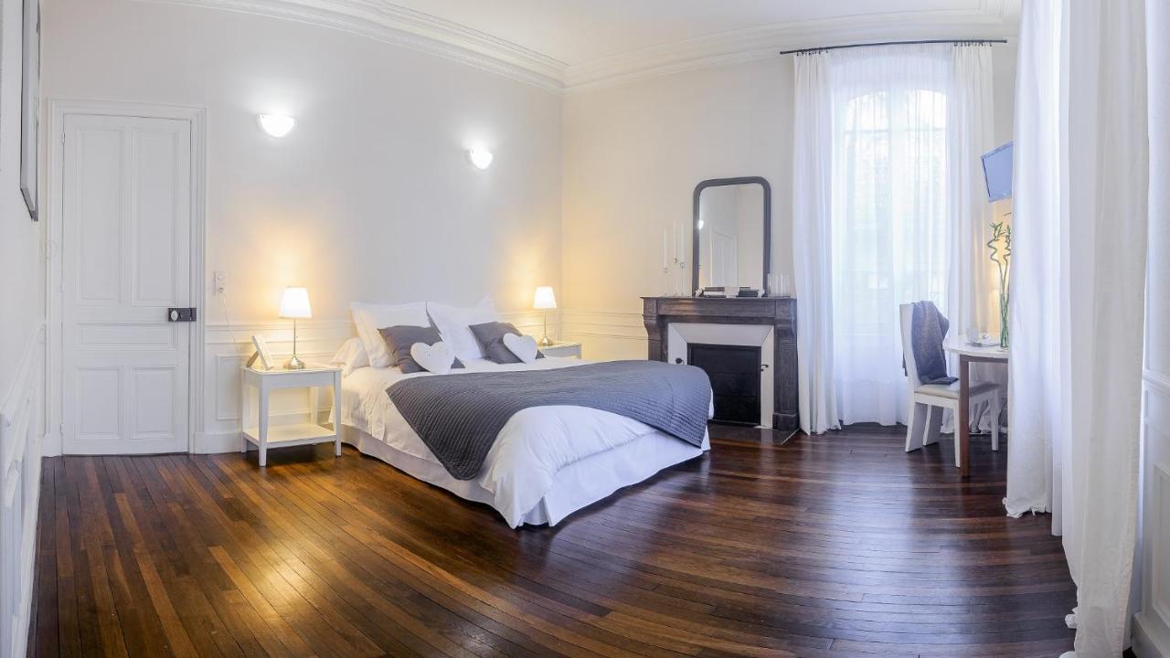 Au fil de Troyes Bed & Breakfast Sainte-Savine Exterior foto